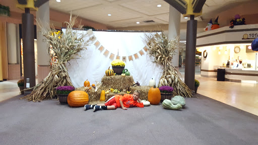 Shopping Mall «Columbia Mall», reviews and photos, 225 Columbia Mall Dr, Bloomsburg, PA 17815, USA