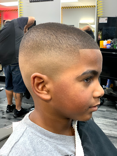Barber Shop «Flawless Blend Barbershop», reviews and photos, 13344 Lincoln Rd, Riverview, FL 33578, USA