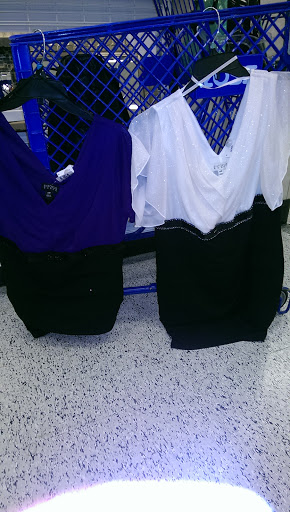 Clothing Store «Ross Dress for Less», reviews and photos, 3701 Truxel Rd, Sacramento, CA 95834, USA