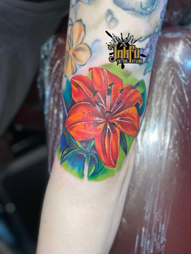 Explore tattoo ideas for knuckles, creative tattoo ideas in Omaha, available at Inkfu Tattoo Studio