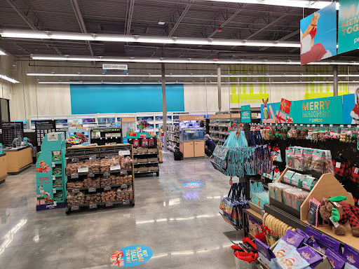 Pet Supply Store «Petco Animal Supplies», reviews and photos, 1605 Beltline Rd SW, Decatur, AL 35601, USA