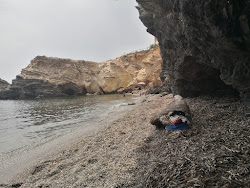 Photo de Playa de Paseo Acantilado entouré de montagnes