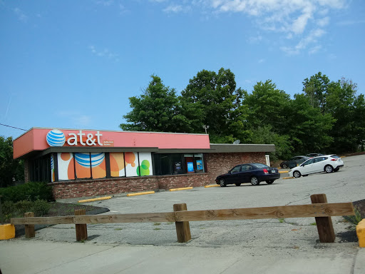 Cell Phone Store «AT&T Authorized Retailer», reviews and photos, 1325 Main St, Willimantic, CT 06226, USA