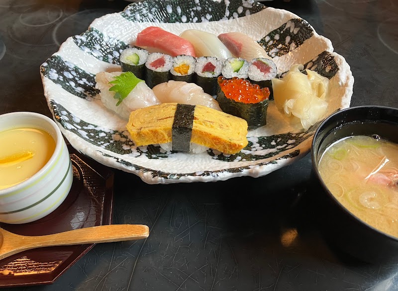 （有）寿司華 Sushi Hana