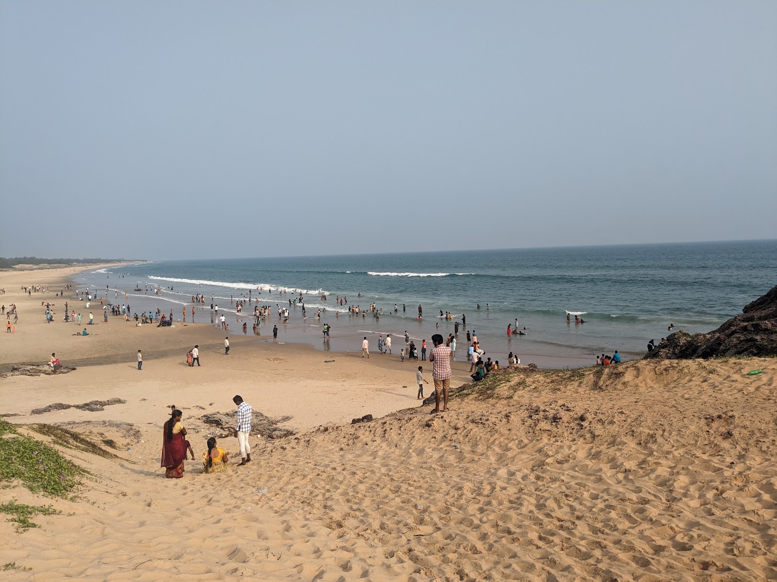 Foto de Thanthadi Beach com areia bege superfície