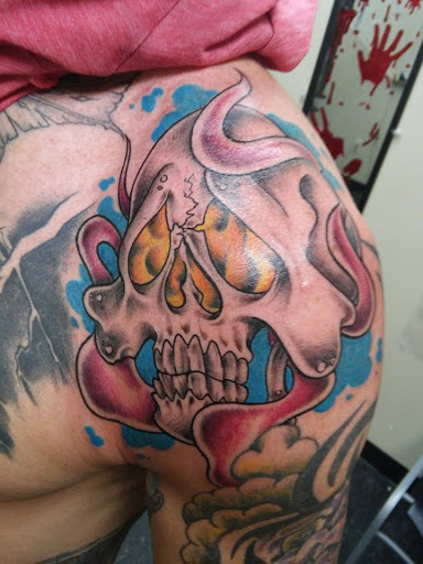 Tattoo Shop «Body Revolution and Body Piercing», reviews and photos, 7726 Lakeshore Blvd, Mentor, OH 44060, USA