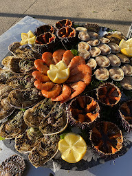 Photo n°47 de Coquillages Claude Les Grandes Halles Du vieux Port à Marseille ()