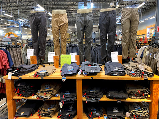 Camping Store «REI», reviews and photos, 6281 W 135th St, Overland Park, KS 66223, USA