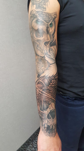 Tattoo Shop «Good Times Tattoo Company», reviews and photos, 14375 60th St N, Oak Park Heights, MN 55082, USA