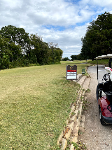 Golf Club «Hawks Creek Golf Club», reviews and photos, 6520 White Settlement Rd, Westworth Village, TX 76114, USA