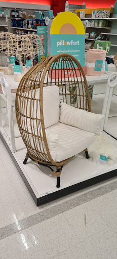 Shopping Mall «Addison Mall», reviews and photos, 2970 W Addison St, Chicago, IL 60618, USA