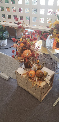 Florist «Jewels Floral Boutique», reviews and photos, 1039 N 8th St, Vincennes, IN 47591, USA