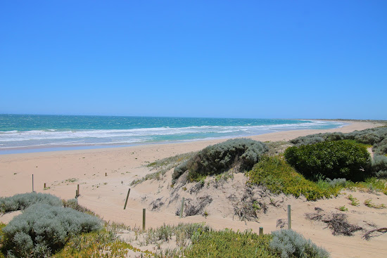 Secret Harbour Beach