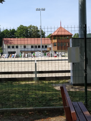 Hozzászólások és értékelések az Szilvásváradi Lovas Stadion-ról