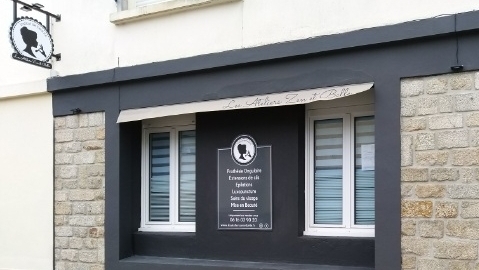 Institut Les Ateliers Zen et Belle - Onglerie 6 Rue du Vieux Pont, 56570 Locmiquélic, France
