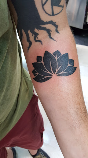 Tattoo Shop «Southside Tattoo», reviews and photos, 1313 S Congress Ave, Austin, TX 78704, USA