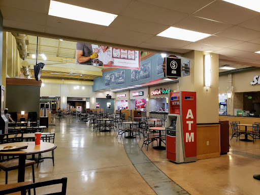 Shopping Mall «Cincinnati Premium Outlets», reviews and photos, 400 Premium Outlets Dr, Monroe, OH 45050, USA