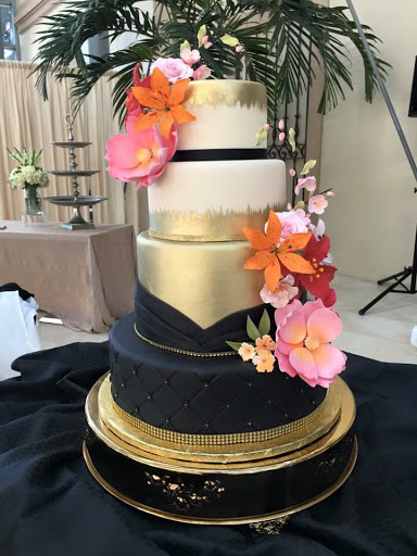 Wedding Bakery «Cut the Cake», reviews and photos, 5770 W Irlo Bronson Memorial Hwy #424, Kissimmee, FL 34746, USA