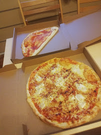 Plats et boissons du Pizzas à emporter Català pizza à Le Barcarès - n°6