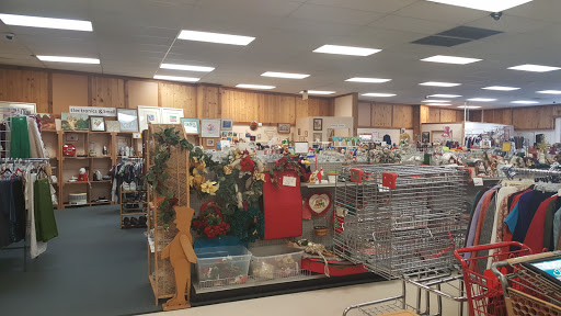 Thrift Store «Top Notch Thrift Store», reviews and photos, 1844 Columbia Blvd, St Helens, OR 97051, USA