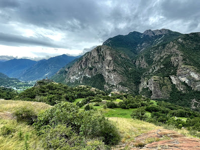 Castello di Chenal Autostrada della Valle d'Aosta, 11020 Montjovet AO, Italia