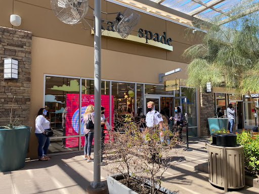 Shopping Mall «Phoenix Premium Outlets», reviews and photos, 4976 Premium Outlets Way, Chandler, AZ 85226, USA