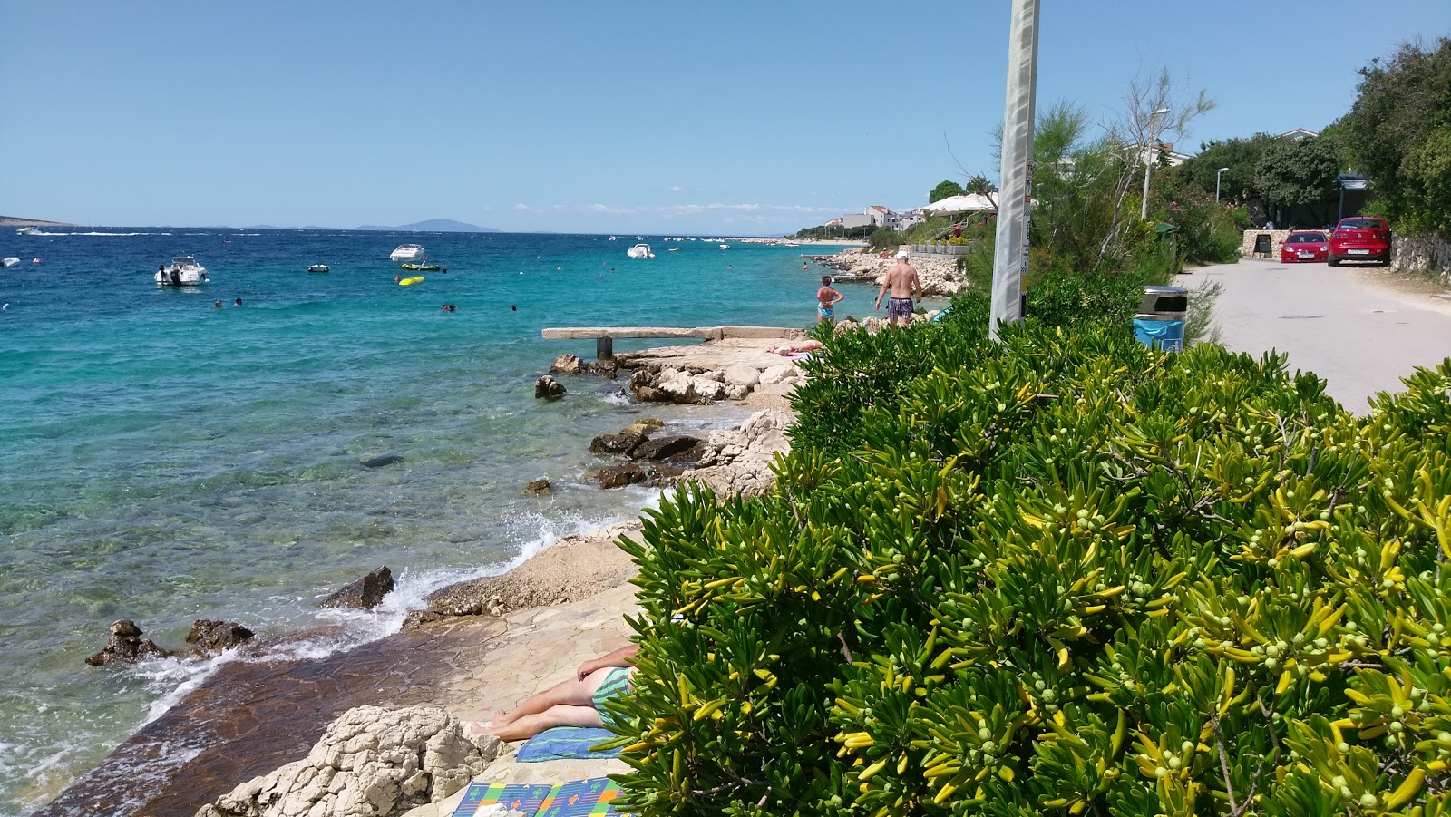 Photo de Luka Mandre Beach zone des équipements