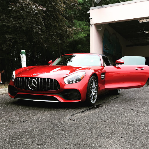 Car Wash «Hampton Auto Wash», reviews and photos, 296 W Montauk Hwy, Hampton Bays, NY 11946, USA