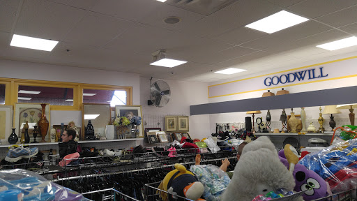 Thrift Store «Goodwill Store & Donation Center», reviews and photos