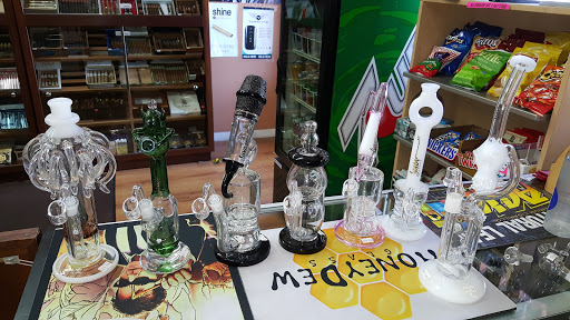 Tobacco Shop «Discount Smoke Shop», reviews and photos, 3105 Scotts Valley Dr, Scotts Valley, CA 95066, USA