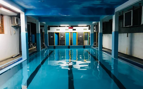 Stingrays Swimming & Fitness Center image