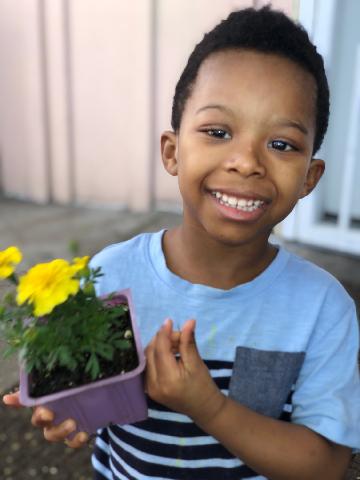 Day Care Center «Penny & Peggy Nairn 24 Hour Childcare, Inc», reviews and photos, 9213 N Columbus Ave, North Hills, CA 91343, USA