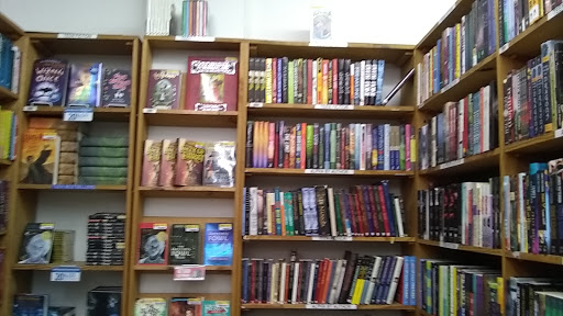 Book Store «Half Price Books», reviews and photos, 770 E Road to Six Flags St, Arlington, TX 76011, USA