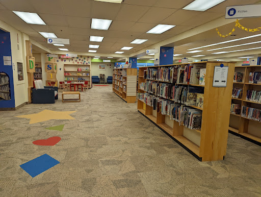 Ottawa Public Library - Nepean Centrepointe