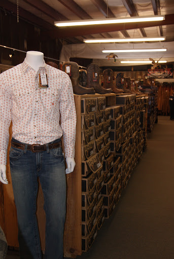 Boot Store «Boot Outlet», reviews and photos, 3509 Bienville Blvd, Ocean Springs, MS 39564, USA