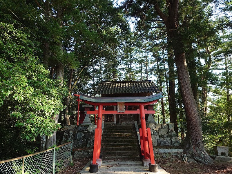 遠方の八坂神社