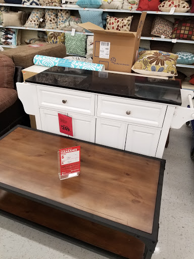 Discount Store «Big Lots», reviews and photos, 29712 Southfield Rd, Southfield, MI 48076, USA