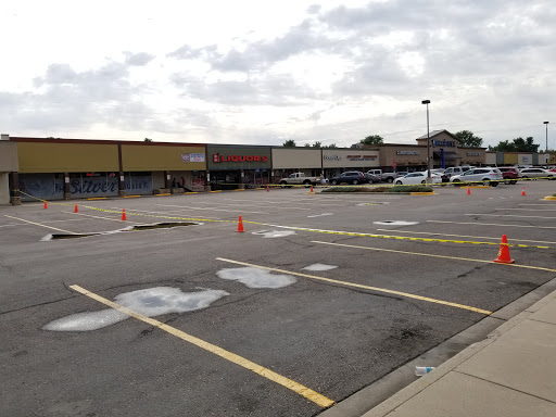 Wine Store «Bear Valley Wine & Liquor», reviews and photos, 3100 S Sheridan Blvd # F, Denver, CO 80227, USA