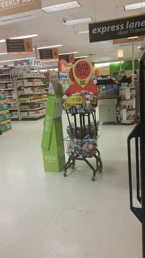 Grocery Store «Kroger», reviews and photos, 3838 Richfield Rd, Flint, MI 48506, USA