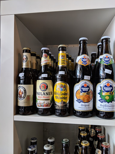 Liquor Store «Louisville Beer Store», reviews and photos, 746 E Market St, Louisville, KY 40202, USA