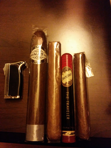 Tobacco Shop «Cigar Palace», reviews and photos, 4815 Eisenhower Ave # A, Alexandria, VA 22304, USA