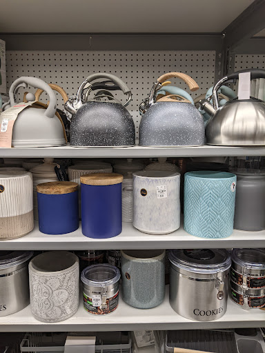 Home Goods Store «Tuesday Morning», reviews and photos, 3114 Ross Clark Cir, Dothan, AL 36303, USA