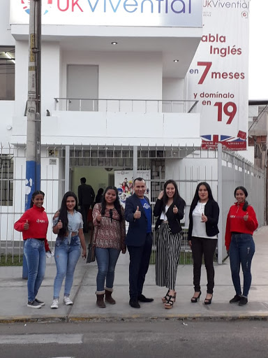 English lessons for companies Trujillo