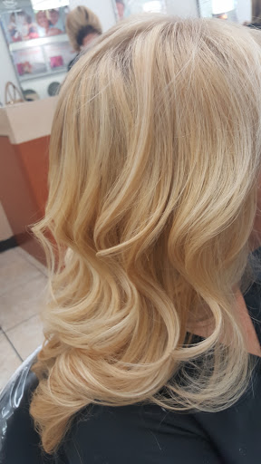 Hair Salon «Hair Cuttery», reviews and photos, 10767 NW 58th St, Doral, FL 33178, USA