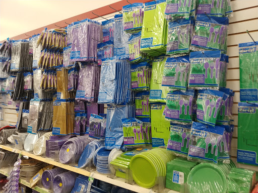 Dollar Store «Dollar Tree», reviews and photos, 1400 SW Oak St A, Hillsboro, OR 97123, USA