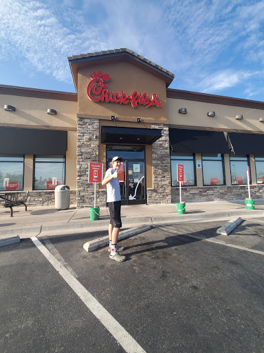 Fast Food Restaurant «Chick-fil-A», reviews and photos, 2035 Prairie Center Pkwy, Brighton, CO 80601, USA