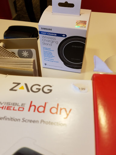 Cell Phone Store «Verizon», reviews and photos, 1935 S Val Vista Dr #103, Mesa, AZ 85204, USA