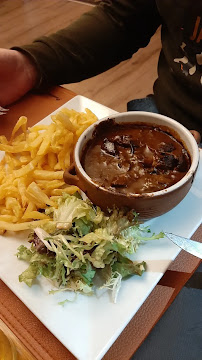 Sauce aux champignons du Restaurant L'Estaminet Gourmand à Villeneuve-d'Ascq - n°4