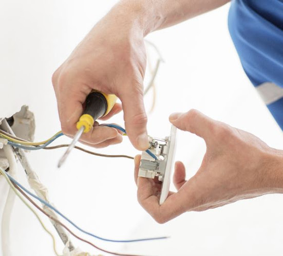 A & B Electrical Services - Electrician