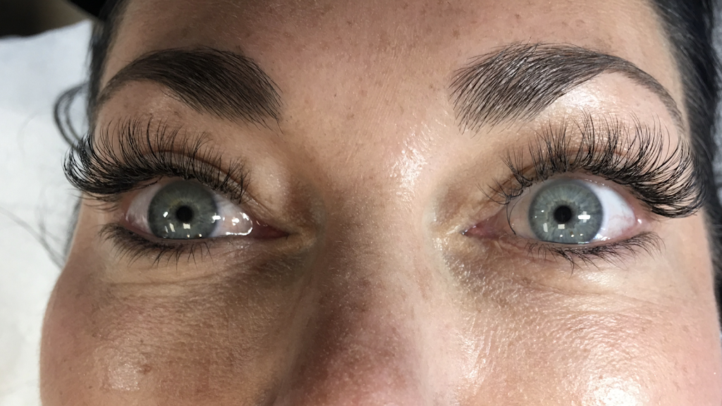 The Lash Lounge Somerville – Assembly Row 02145